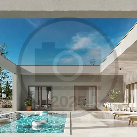 Beautiful Home In Tar Holiday home *